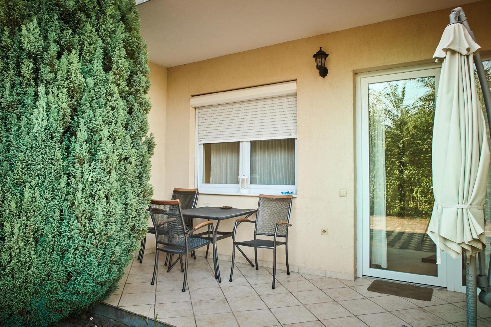 Balatonlelle Apartmanház Esterno foto